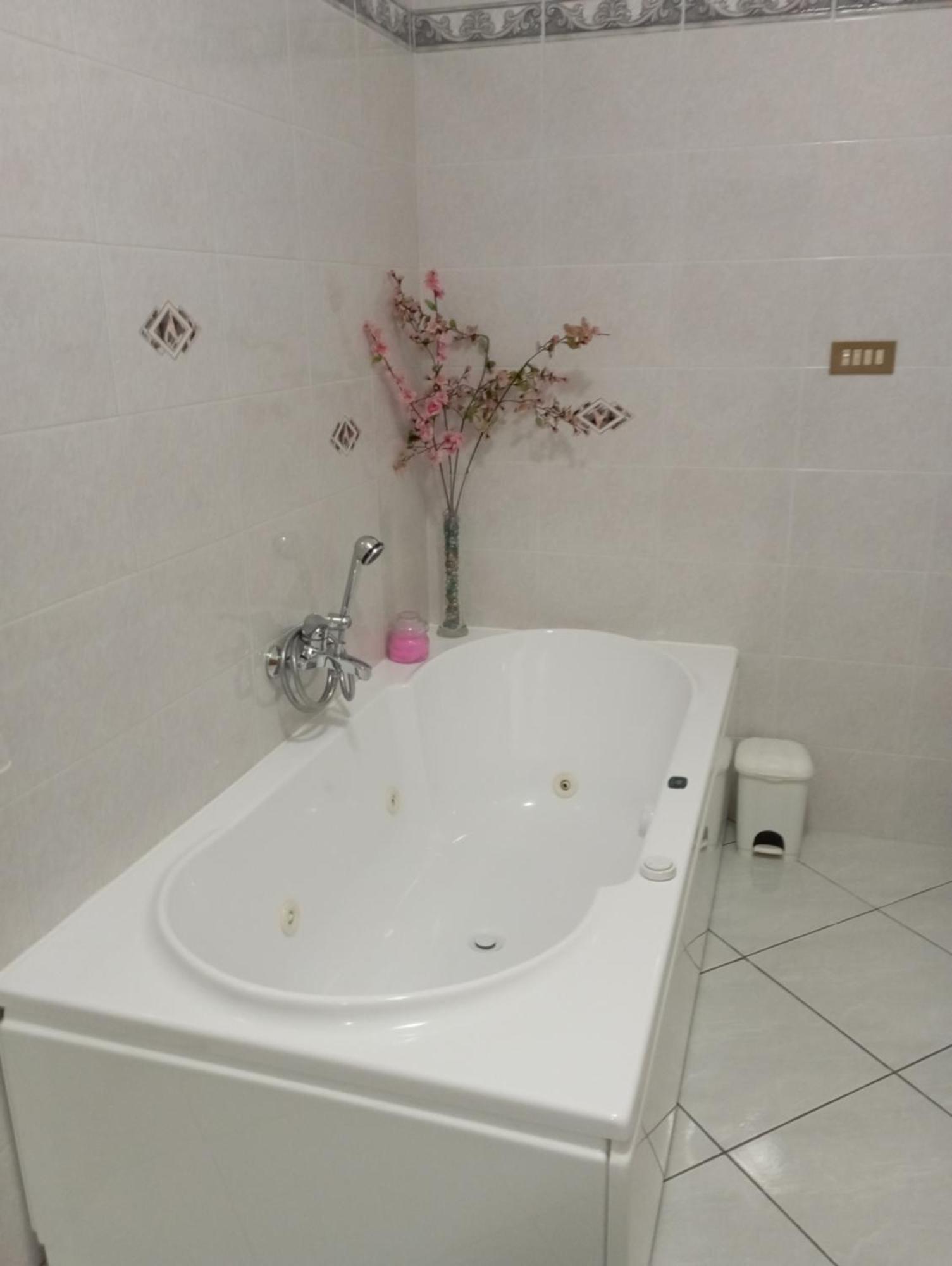 B&B I Tre Ulivi Morro d'Oro Ngoại thất bức ảnh