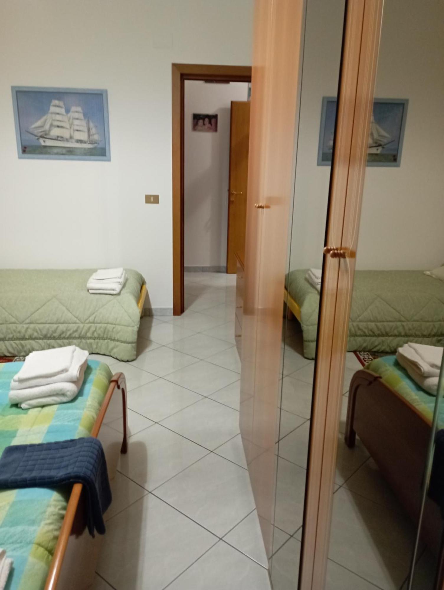 B&B I Tre Ulivi Morro d'Oro Ngoại thất bức ảnh